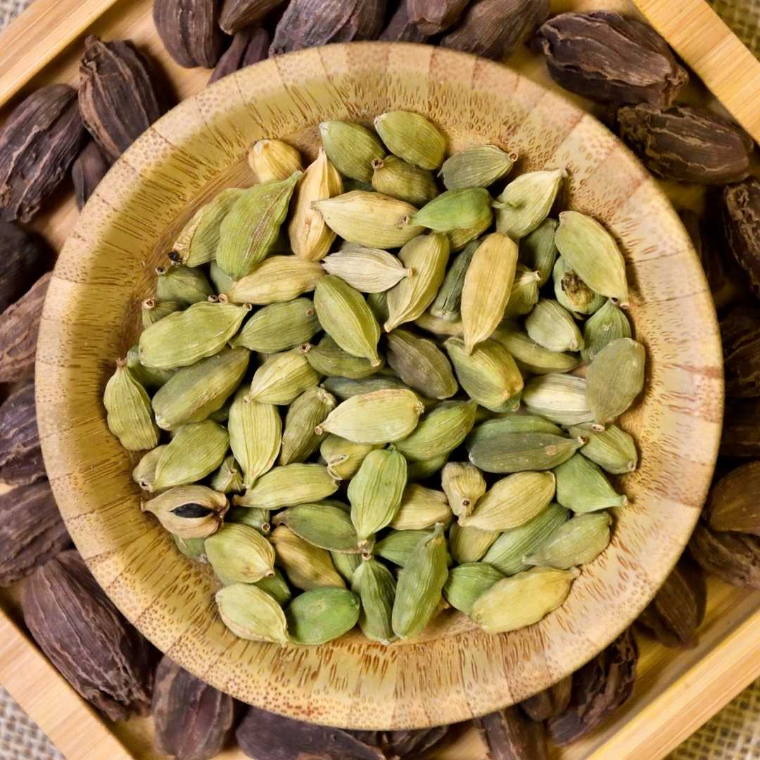 What is Cardamom and its benefits: Types of Catdamom